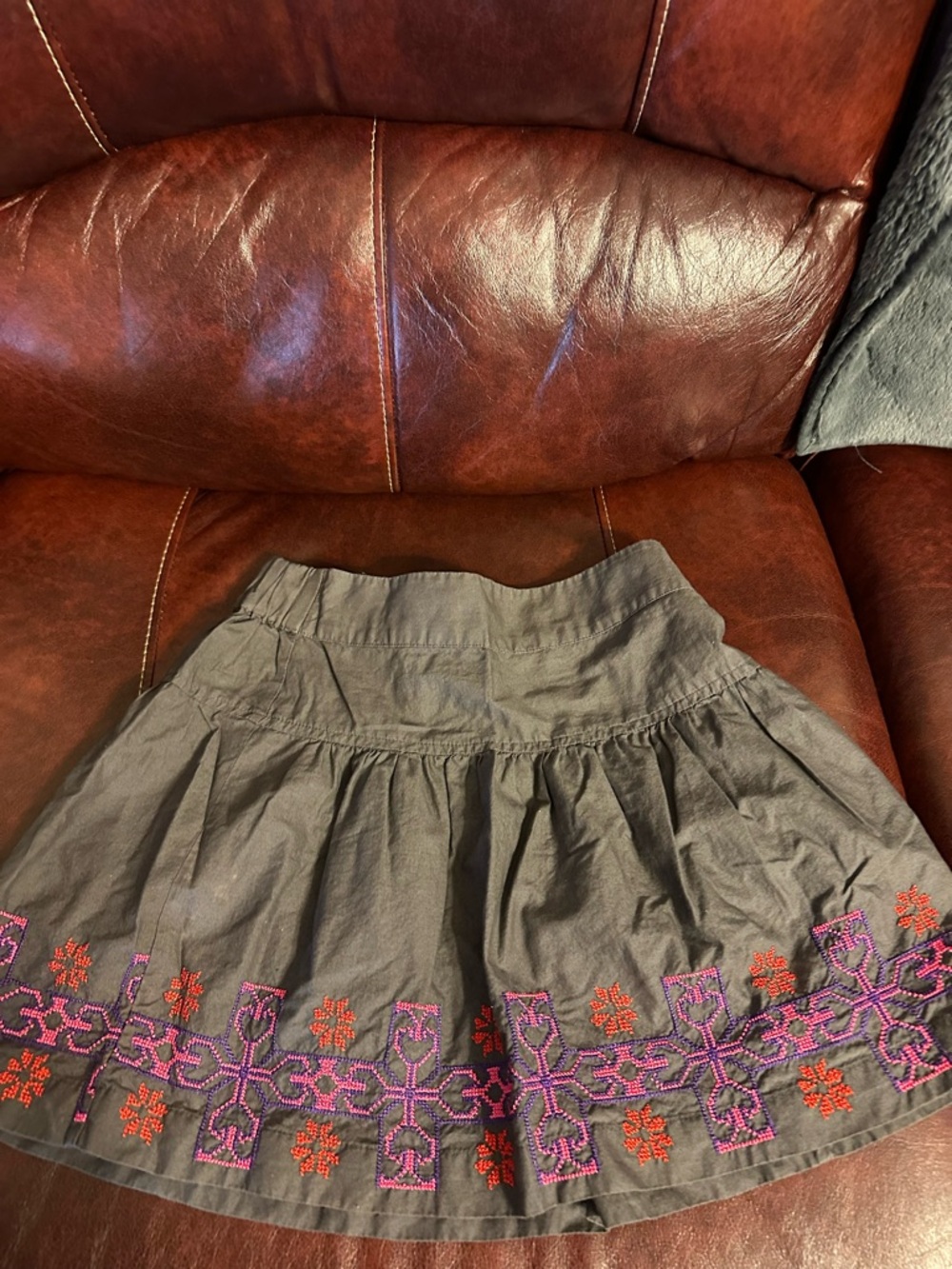 American Eagle Outfitters Gray Top with Subtle Blue Logo